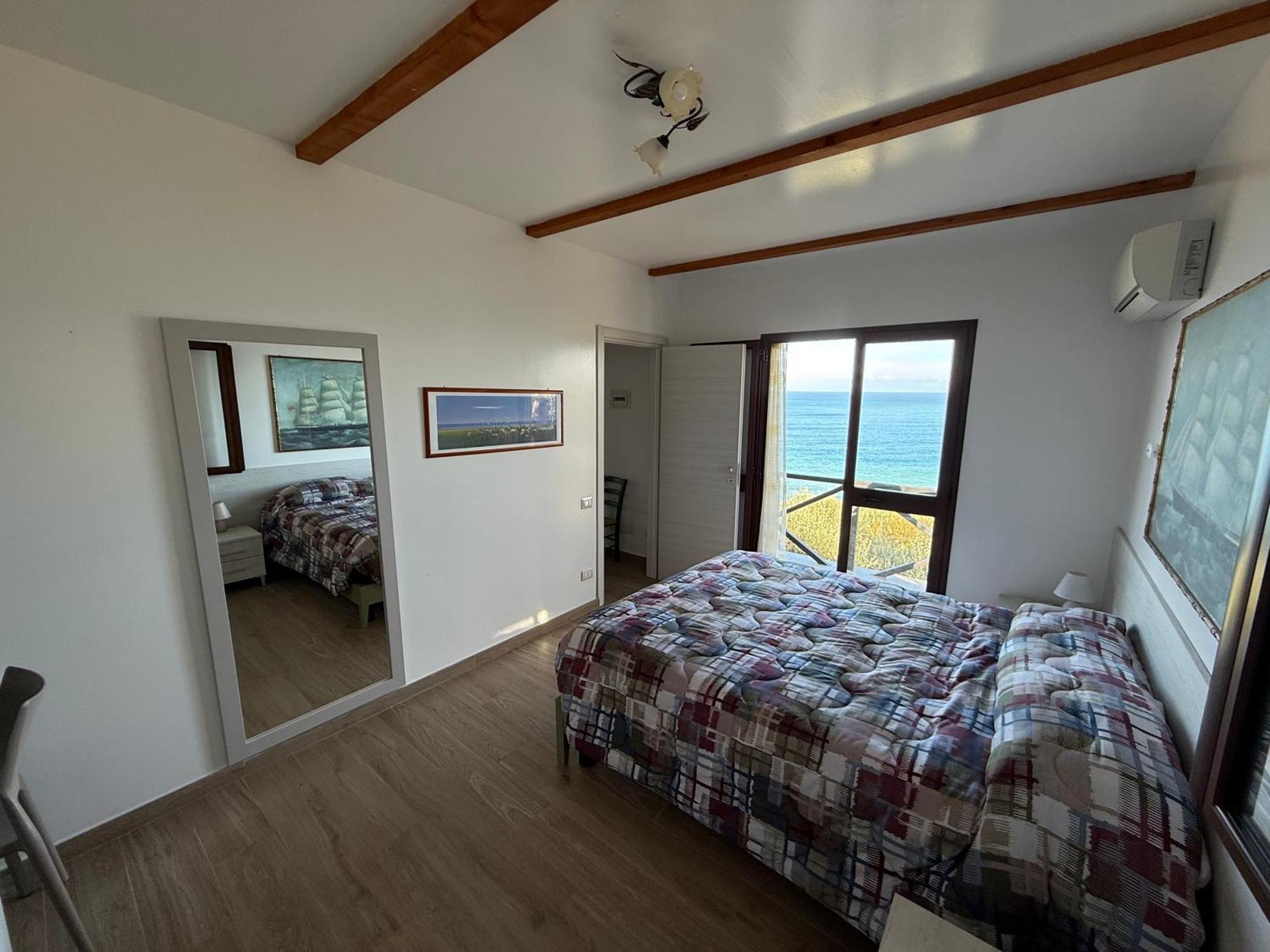 Mareblu Bed & Breakfast Чефалу Екстериор снимка