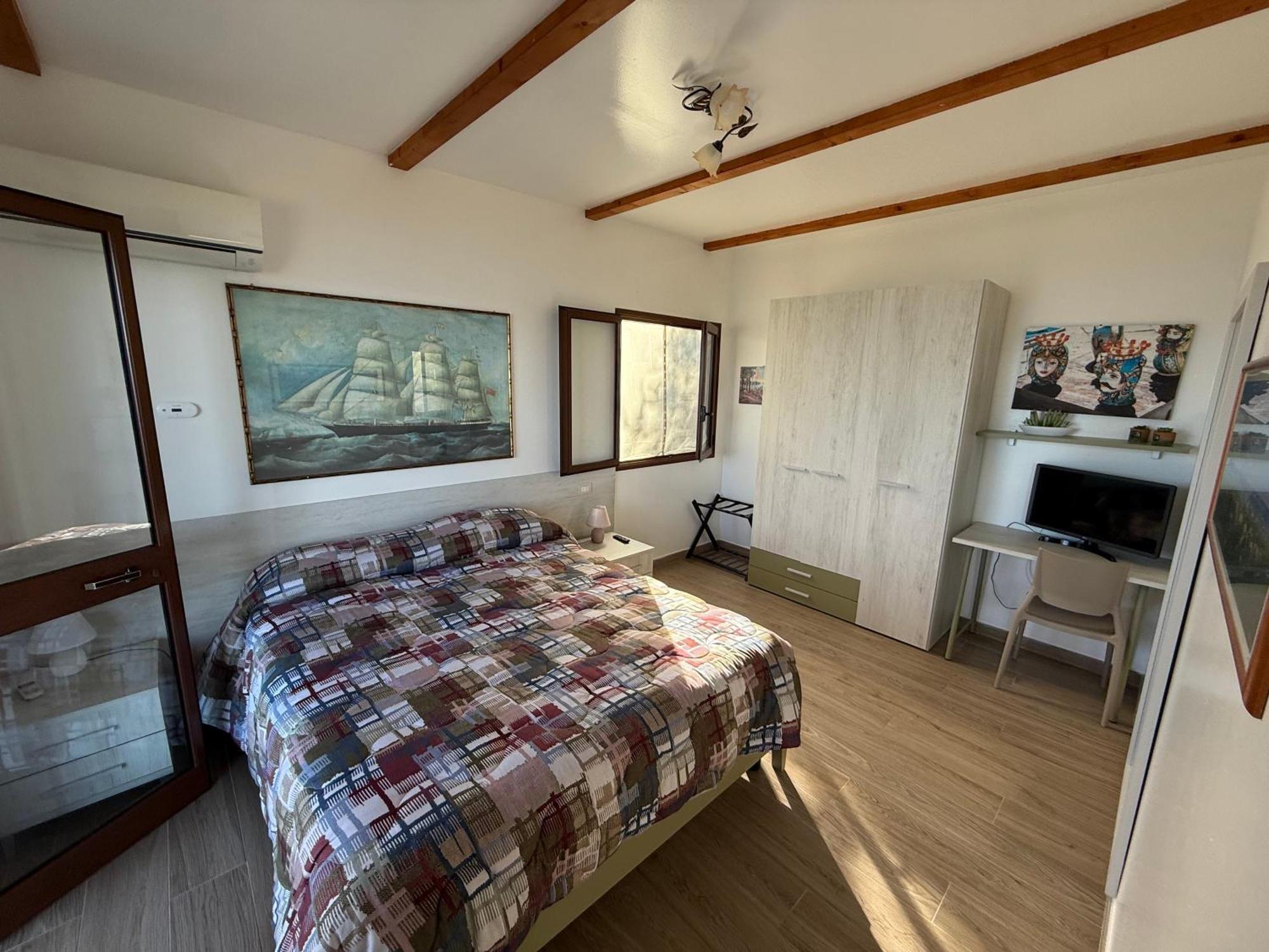 Mareblu Bed & Breakfast Чефалу Екстериор снимка
