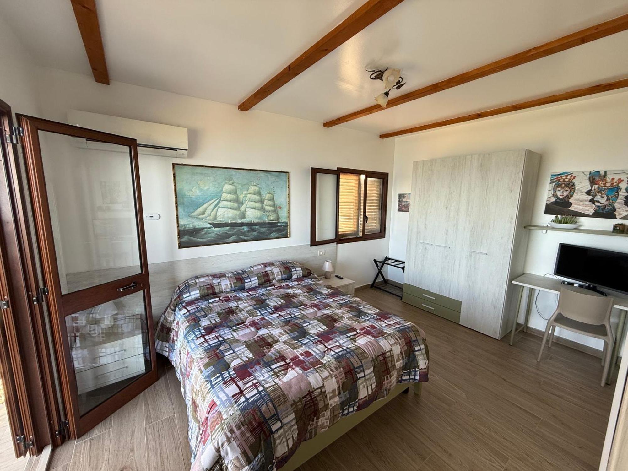 Mareblu Bed & Breakfast Чефалу Екстериор снимка